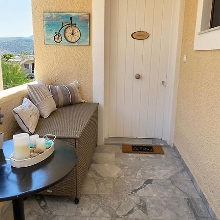 Aelia Houses Agia Marina  Екстериор снимка