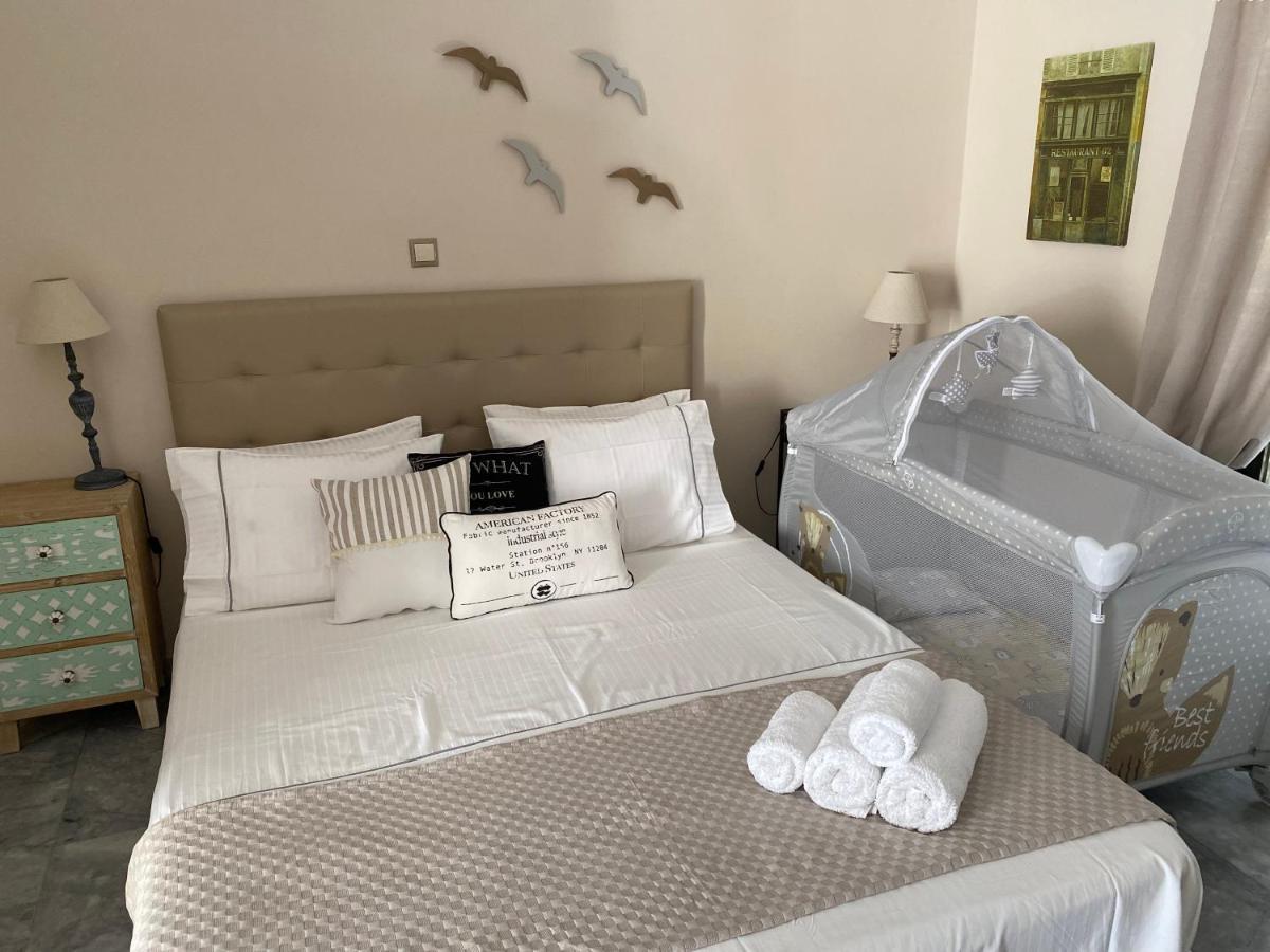 Aelia Houses Agia Marina  Екстериор снимка