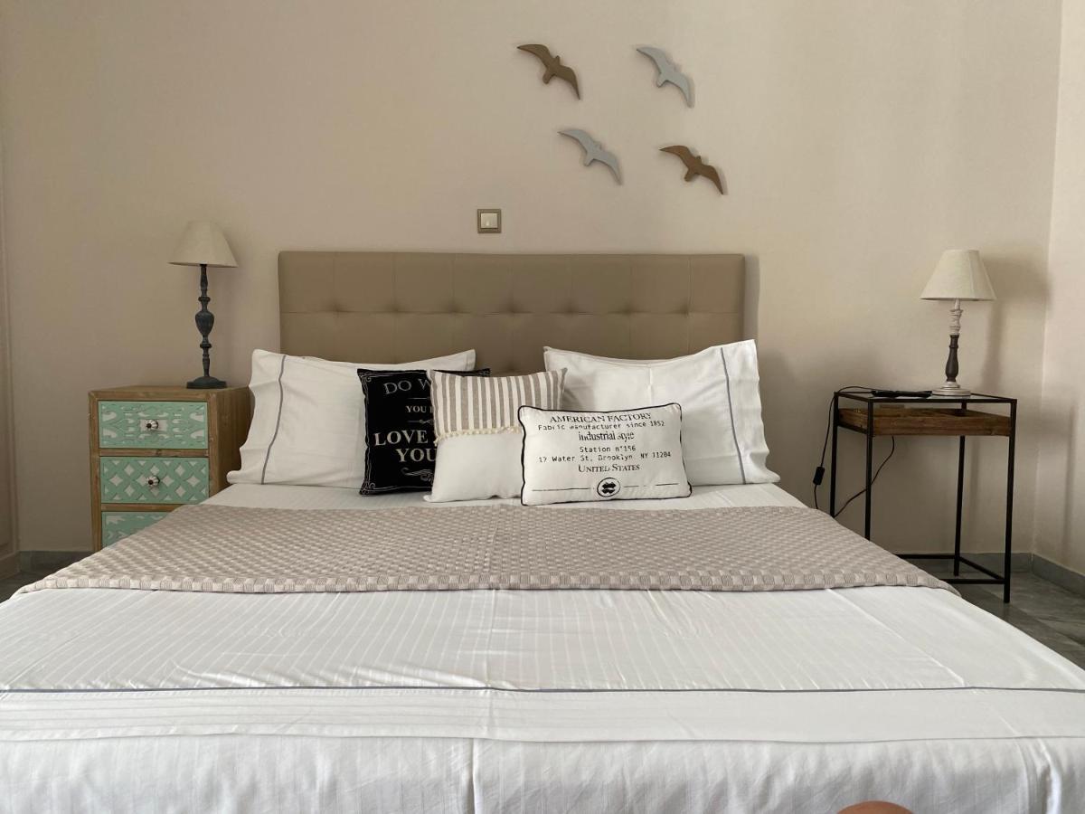 Aelia Houses Agia Marina  Екстериор снимка