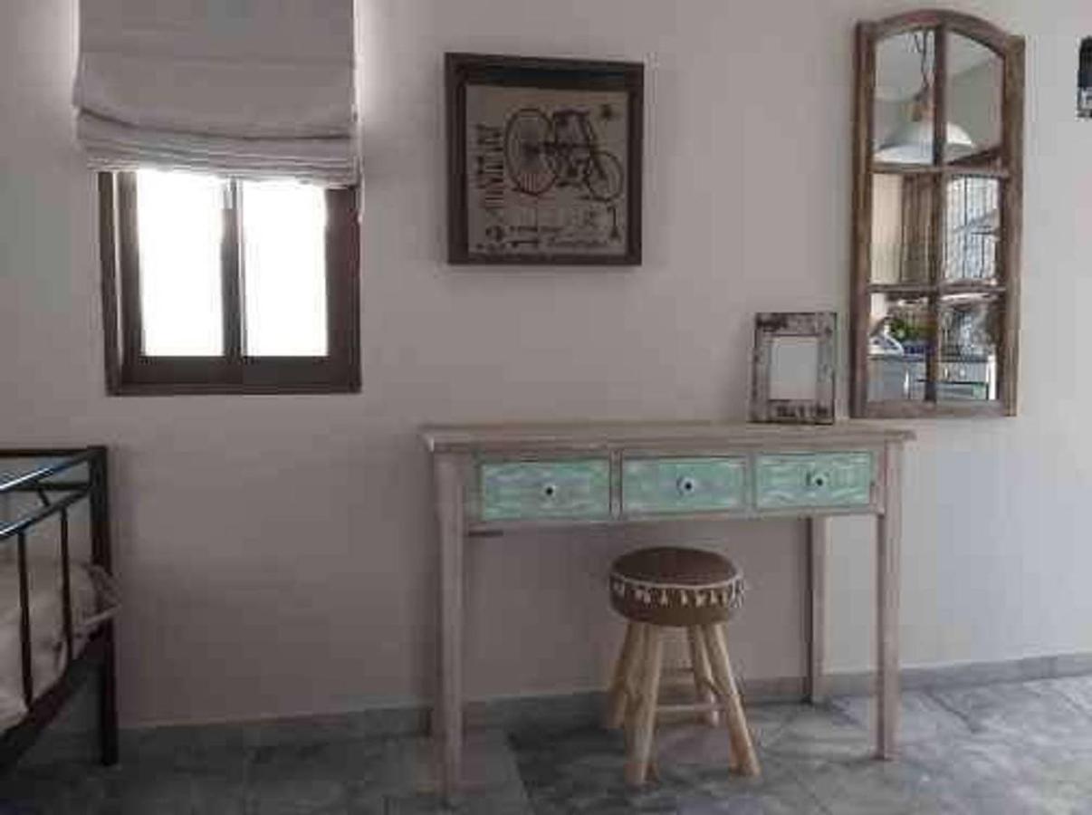 Aelia Houses Agia Marina  Екстериор снимка